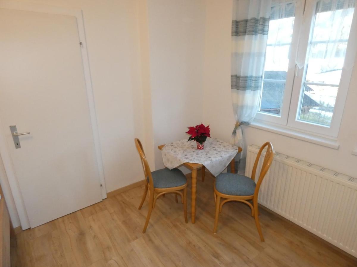 Gaestezimmer Gombotz Etmissl Exteriör bild